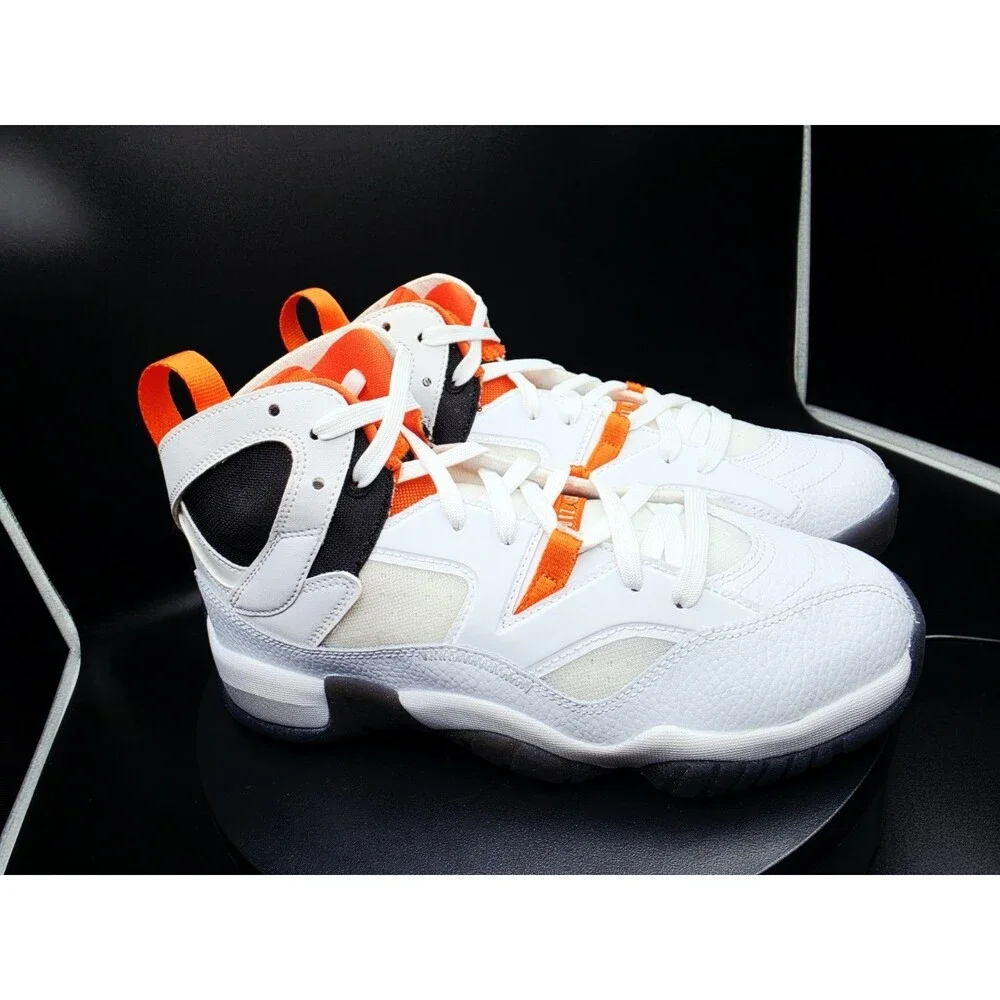 Jordan Jumpman Two Trey (GS) White/Black/Orange SIZE US 6 Kids/7.5 Women